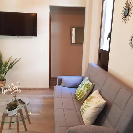 Alhambra 3000 Apartment *